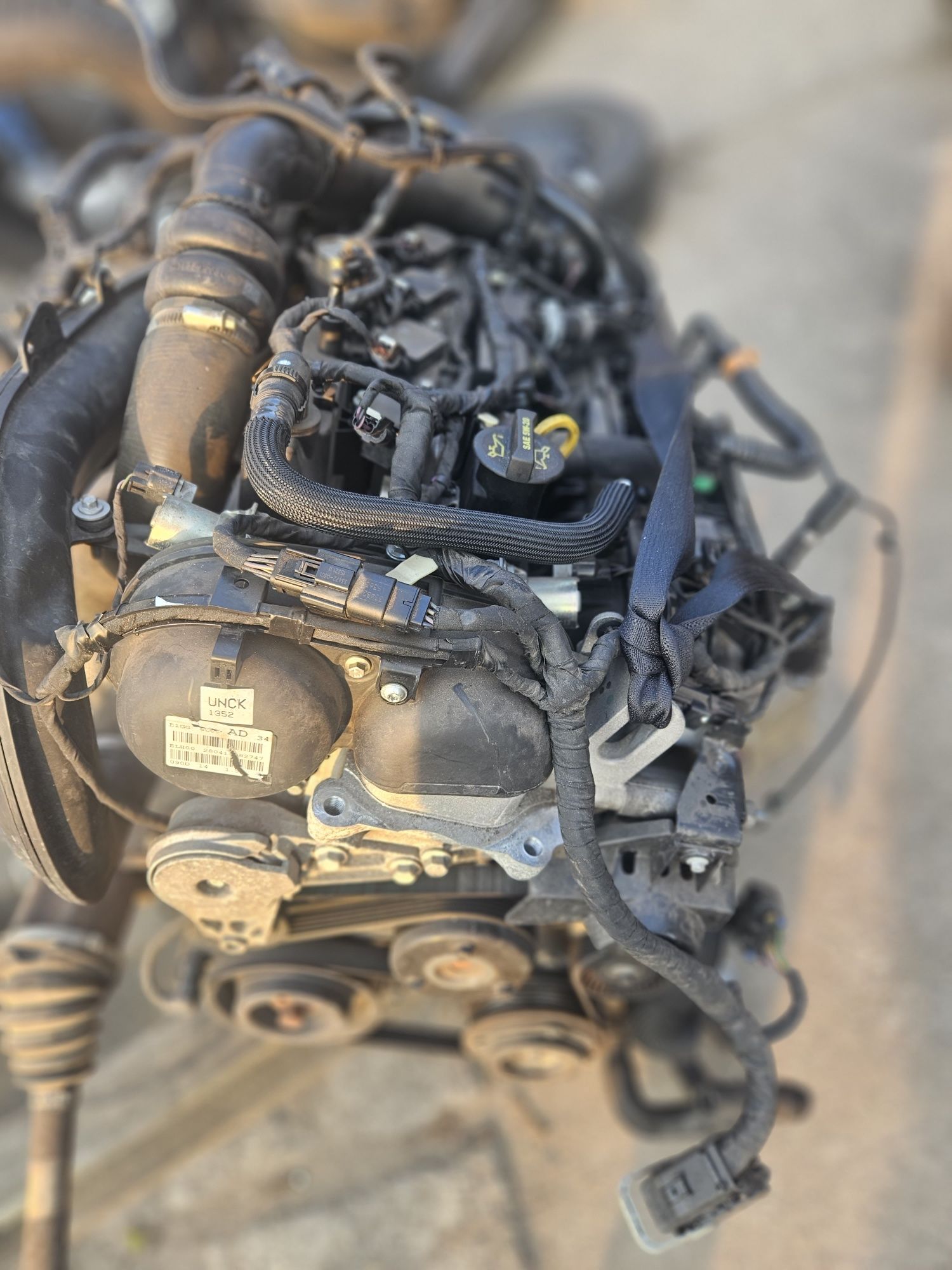 Silnik UNCK kompletny 1.5 Ecoboost Ford