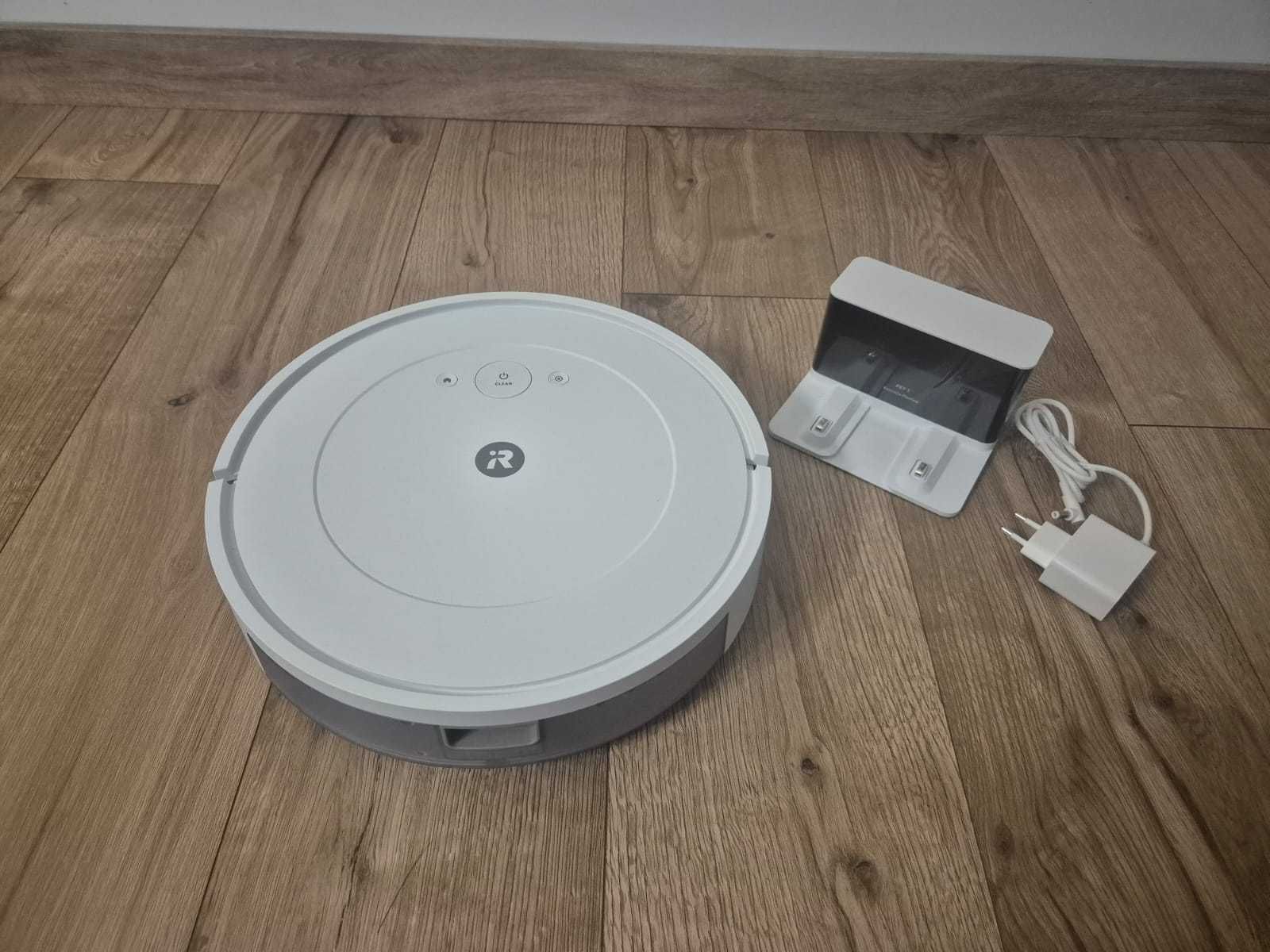 Robot sprzątający IROBOT Roomba Combo Essential Y011240 Biały