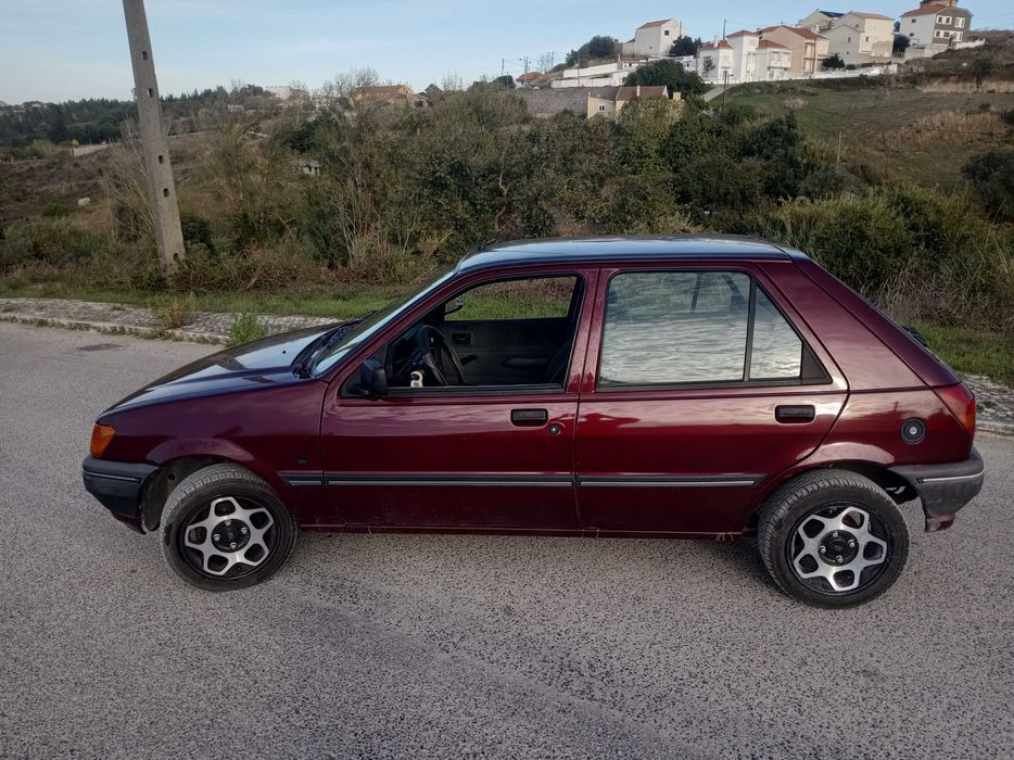 Ford Fiesta 1.1 Gasolina 55 cv / 40 kW 1989