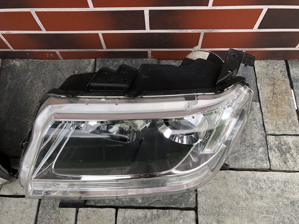 Lampy xenon Suzuki Grand Vitara II lampa