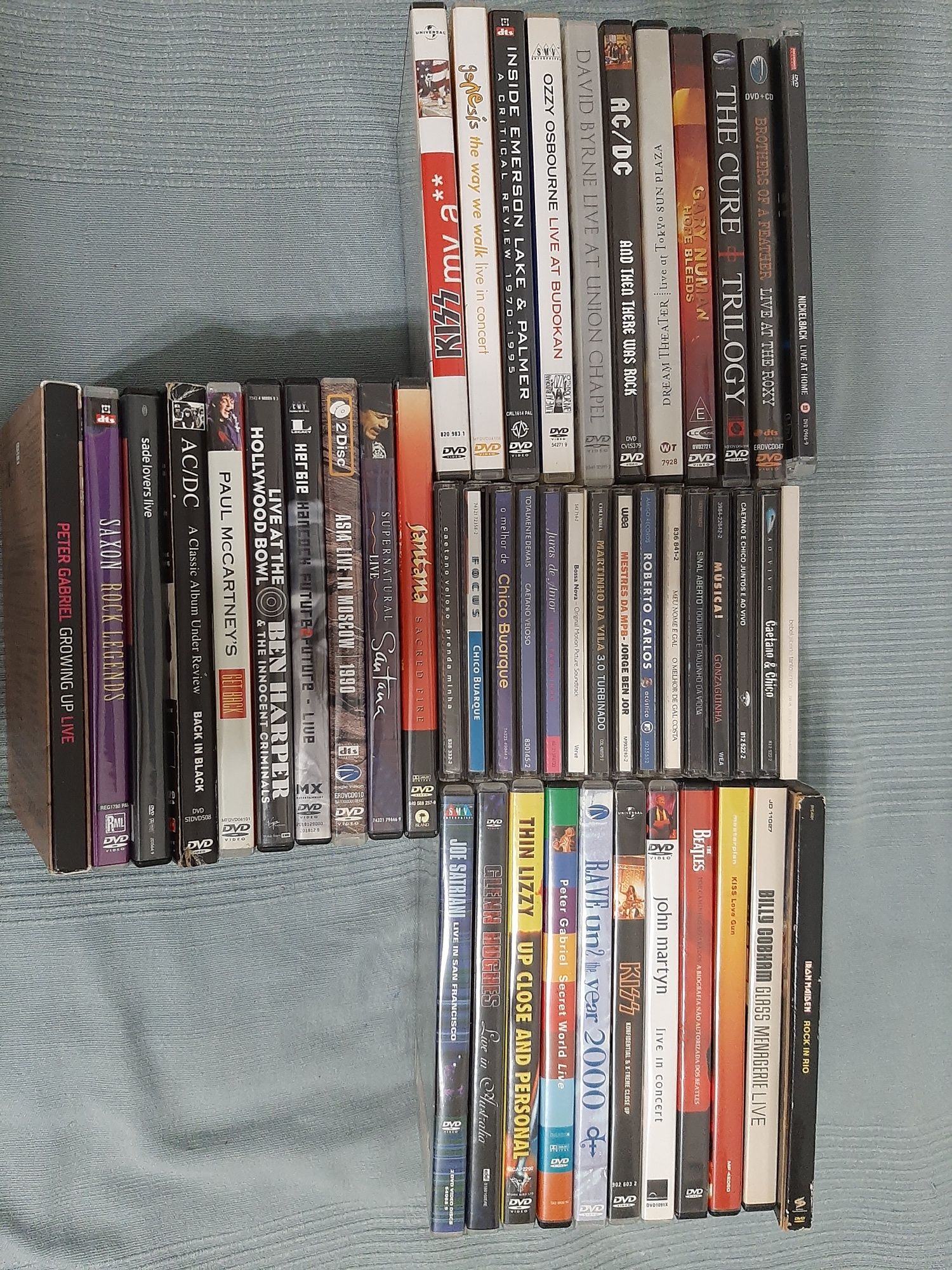 32 DVD MUSICAIS 15 CDS música brasileira