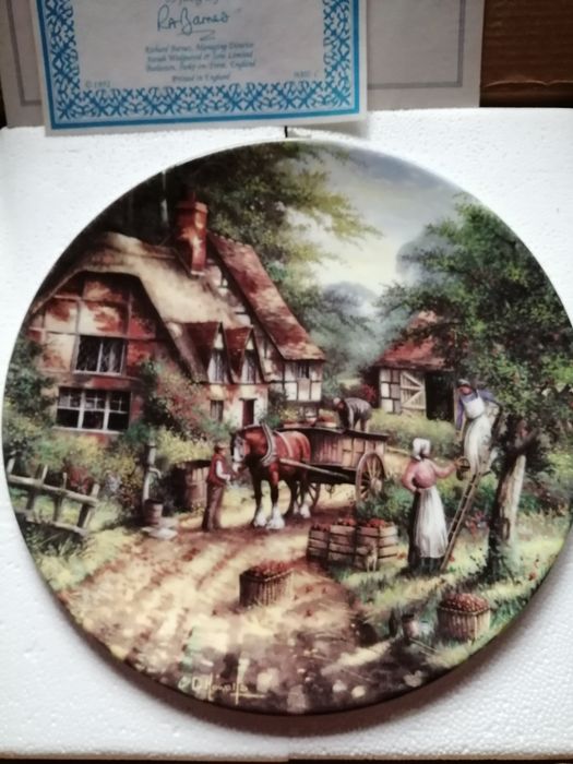 Talerz ozdobny "Zbiór jabłek"