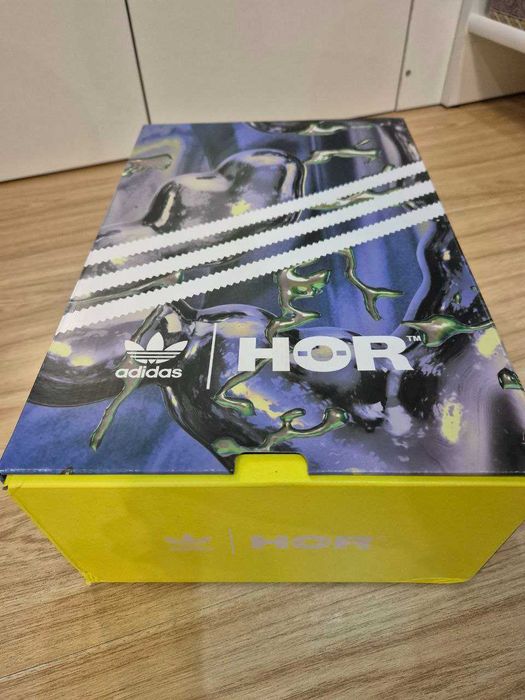 Оригінальні кросівки HÖR x Adidas Exomniac Cushion