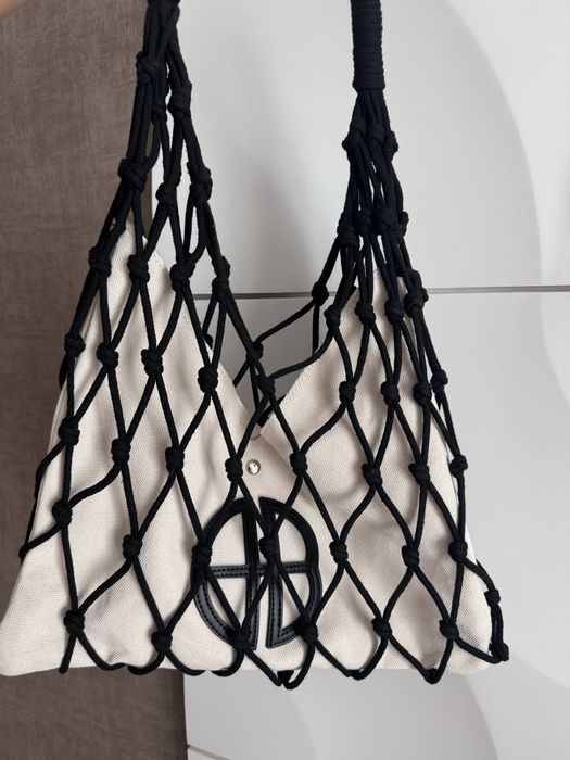 Трендова модель сумки цього року