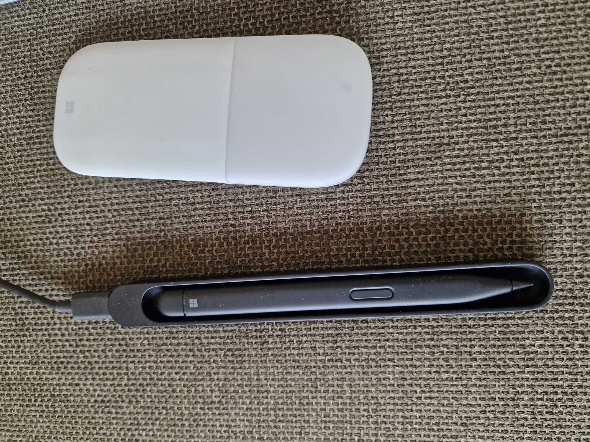 Laptop Microsoft Surface Book 3 13,5" Intel Core i7 32 GB/512 GB kompl