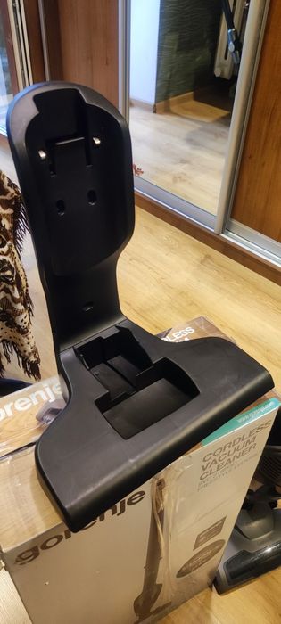 Пилосос Gorenje  SVC 216 FGD (VS2932)