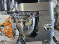 Robot planetarny Kenwood Chef XL Titanium KVL8400S z maszynką do miele