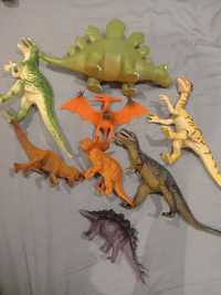 Динозаври іграшки
