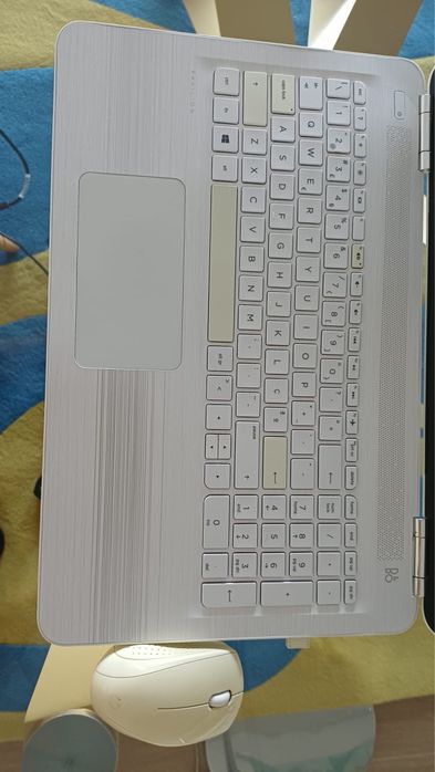 Laptop HP bom estado e Microsoft Office