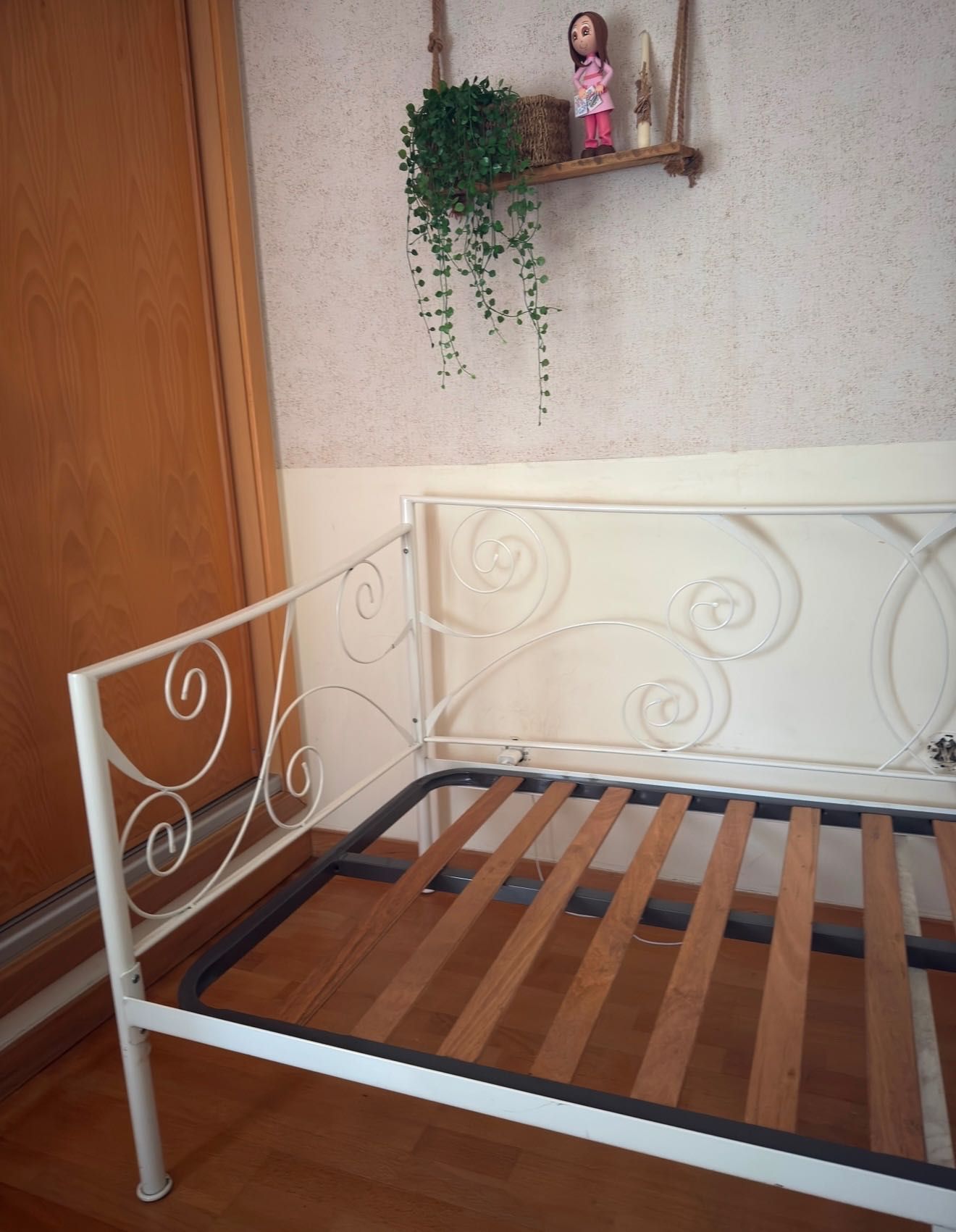 Cama solteiro com colchão