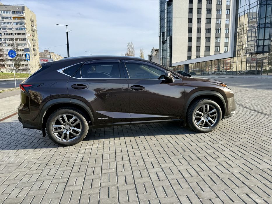 Лексус нх 300 гибрид