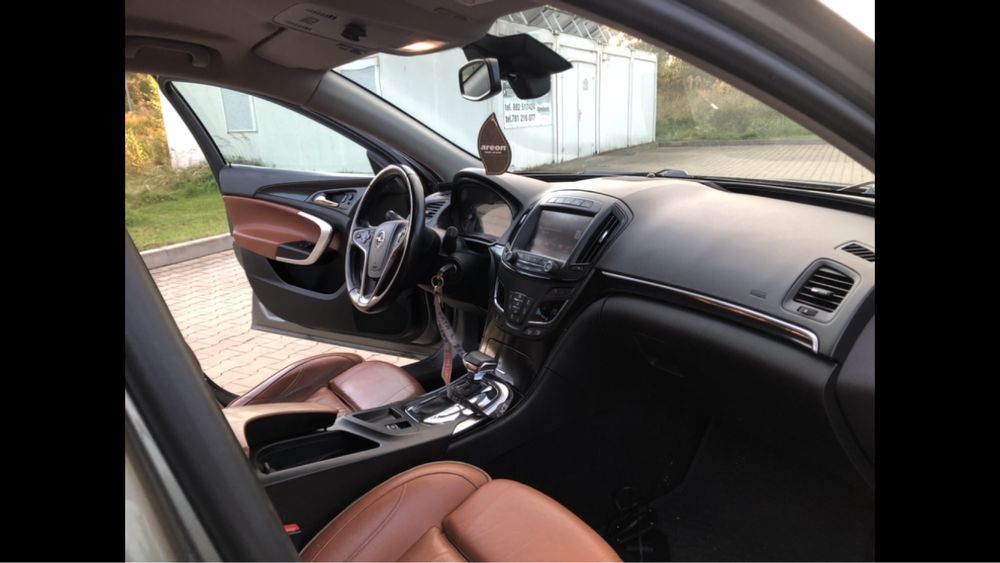 Opel Insignia 2.0T benzyna 250KM 400NM automat kombi lift salon polska