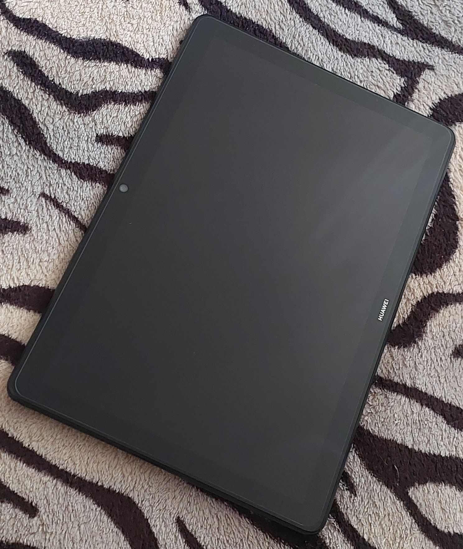Планшет Huawei MediaPad T5 3/32GB Black

Планшет huawei mediapad t5 1