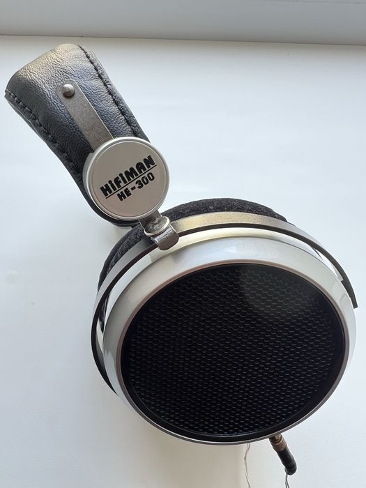 Динамічні навушники Hifiman HE300