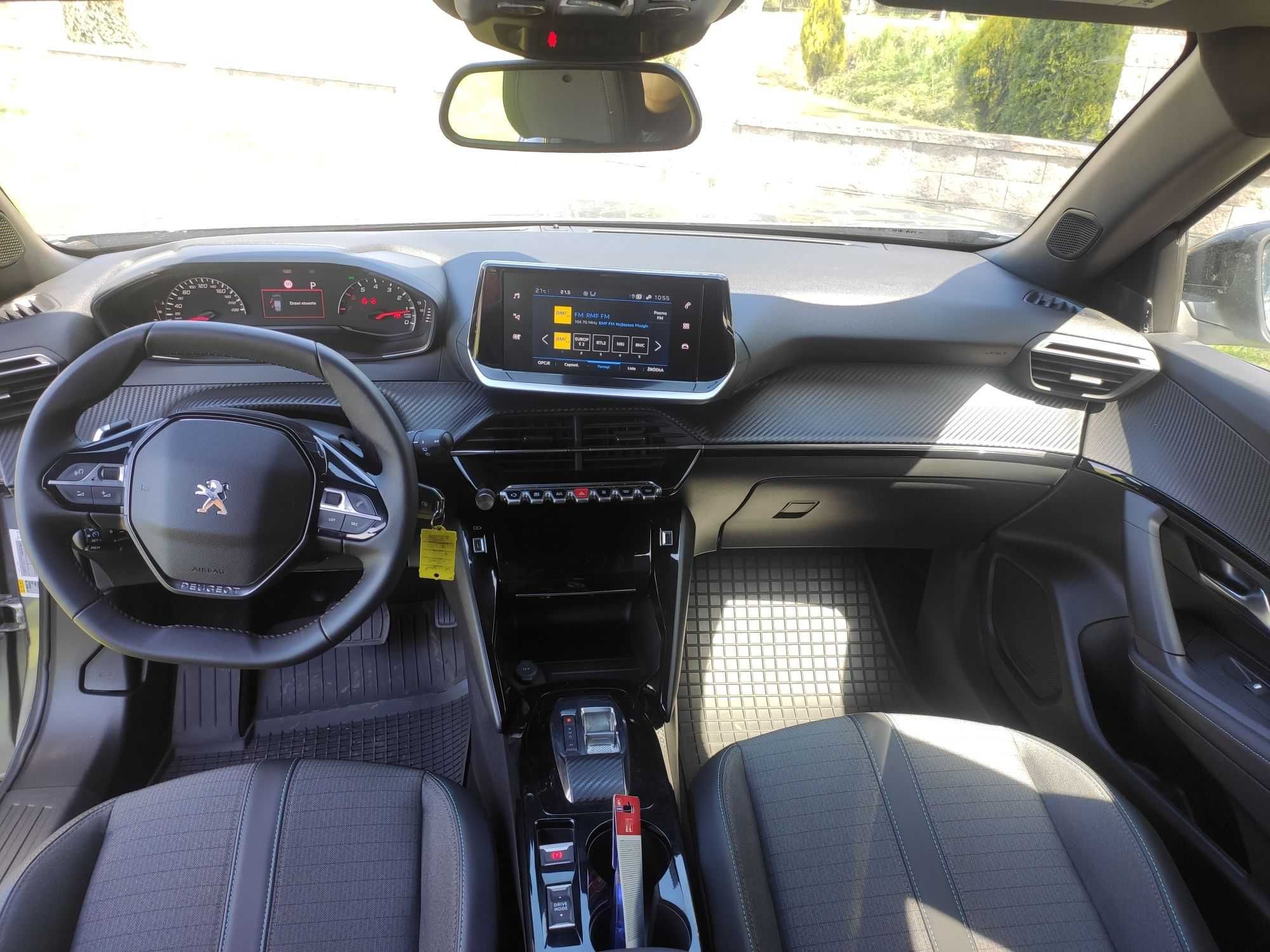Peugeot 2008 1.2 Pure tech 130KM automat,allure,nawi,kamera,klima