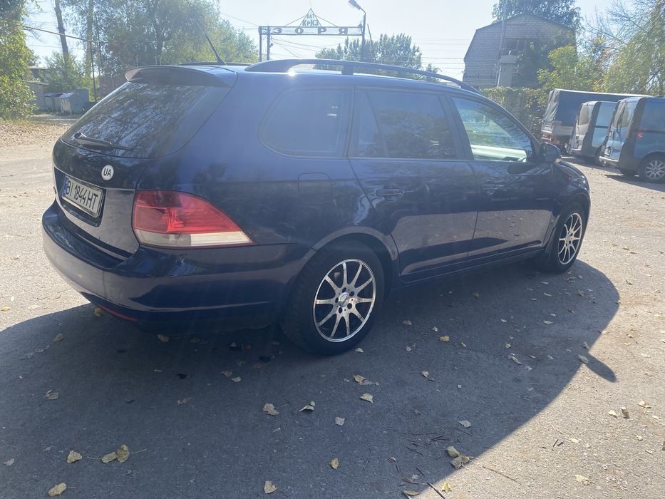 Volkswagen Golf 2007г 1,6 газ