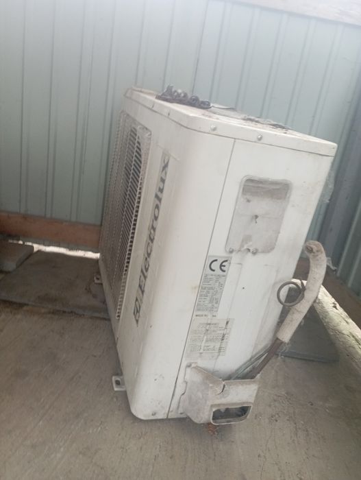 Кондиціонер,у робочому стані