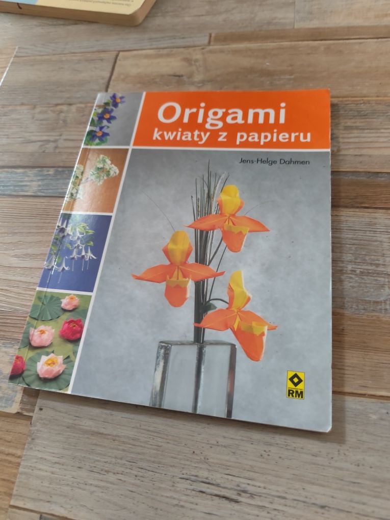 Origami kwiaty z papieru