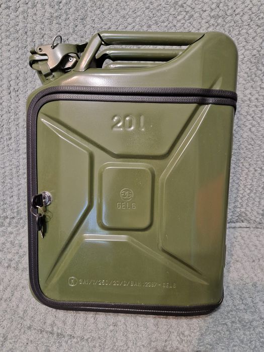 Kanister z szklankami tumbler , barek na alkohol. PREZENT