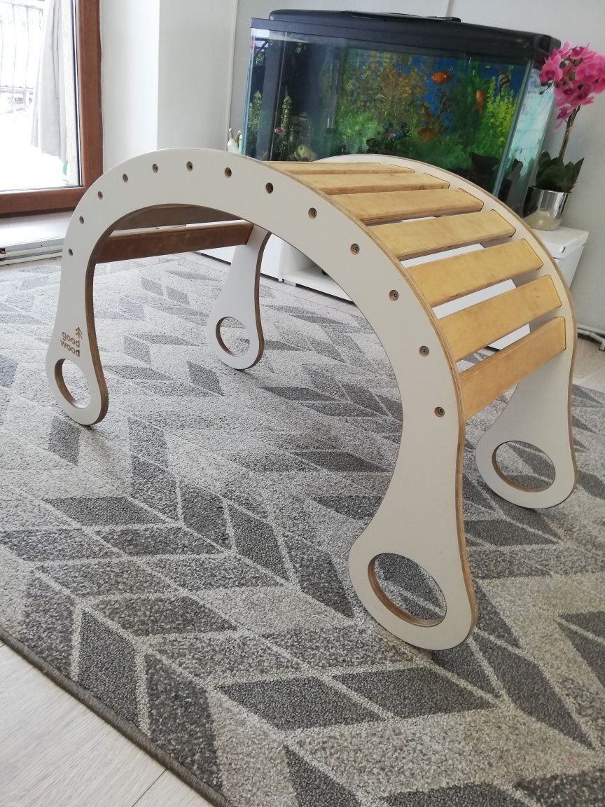 Drewniany Bujak ze zjeżdżalnią, ślizgawką good wood wspinaczka