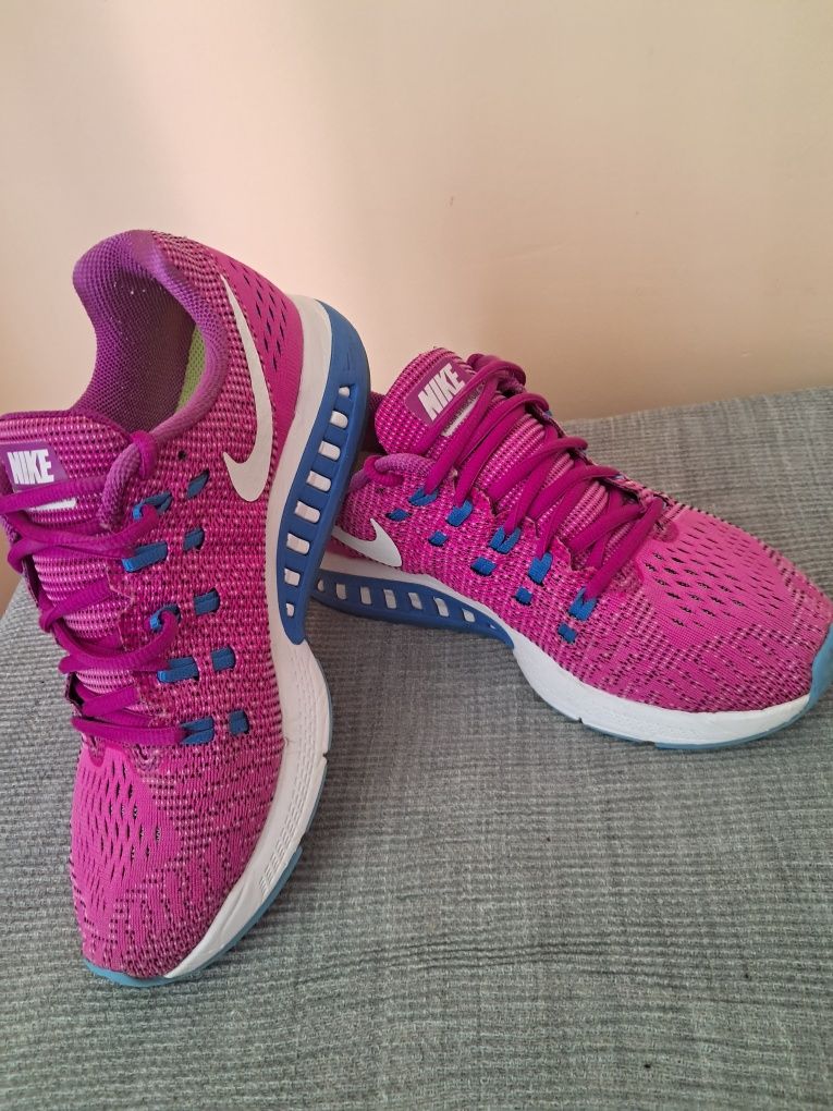 Жіночі кросівки Nike Zoom р 41
