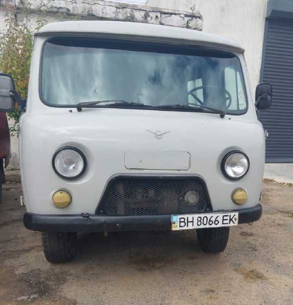 Вантажопасажирський УАЗ, 2003 року