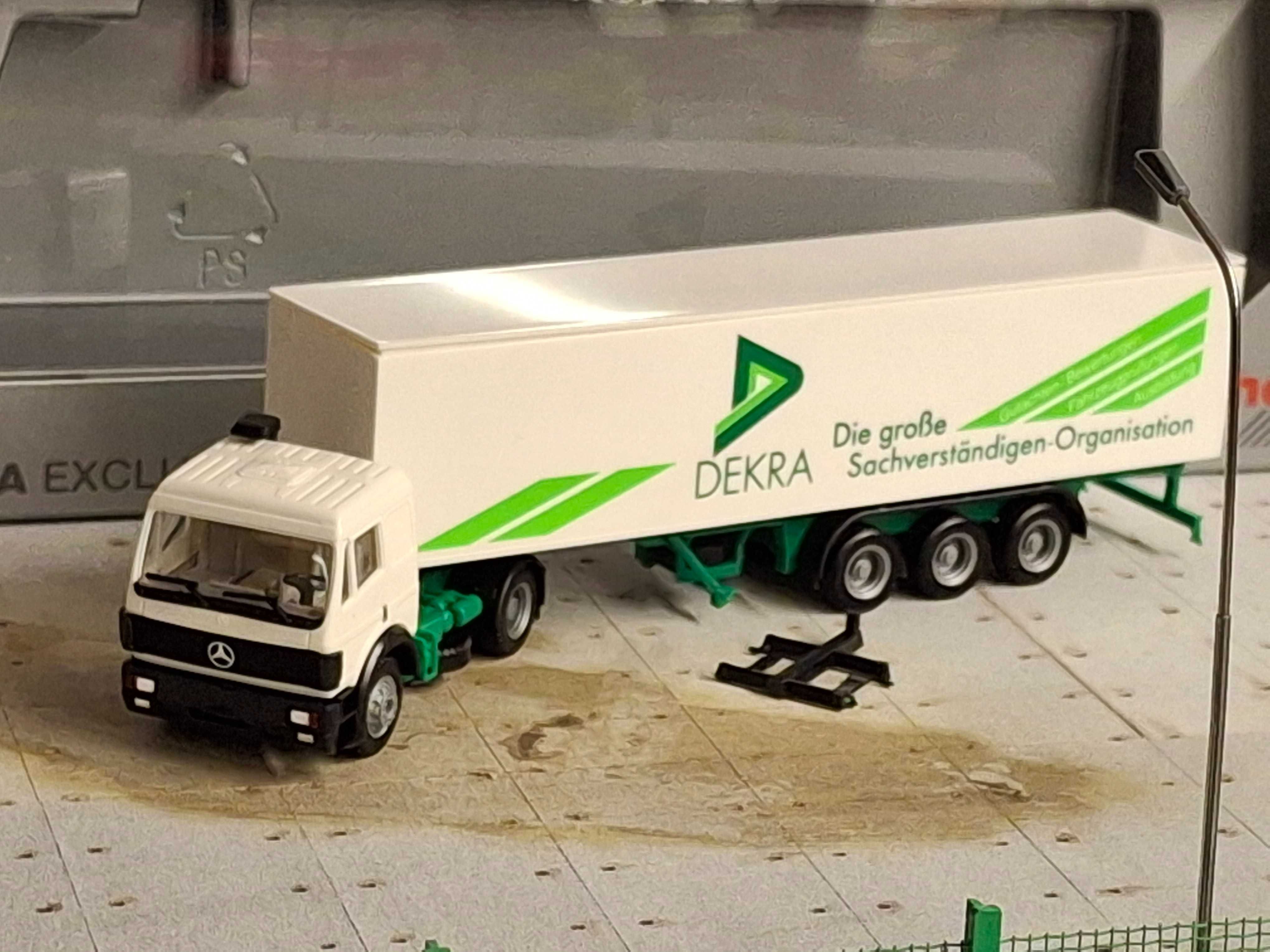 Herpa Mercedes SK Dekra