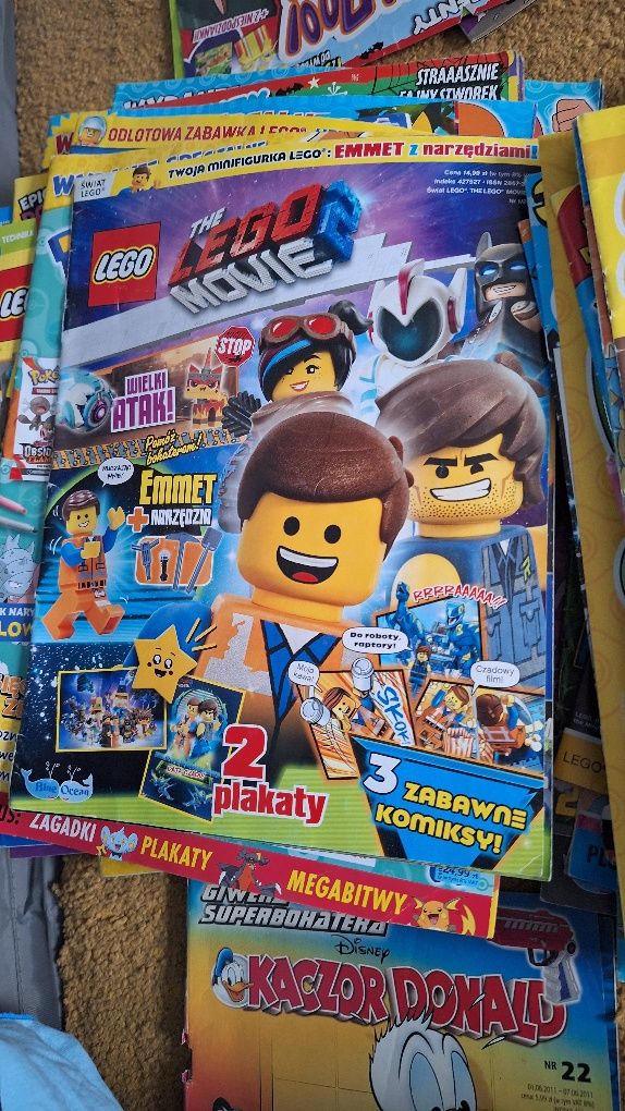 Magazyny gazetki 70 sztuk dla dzieci komiksy
