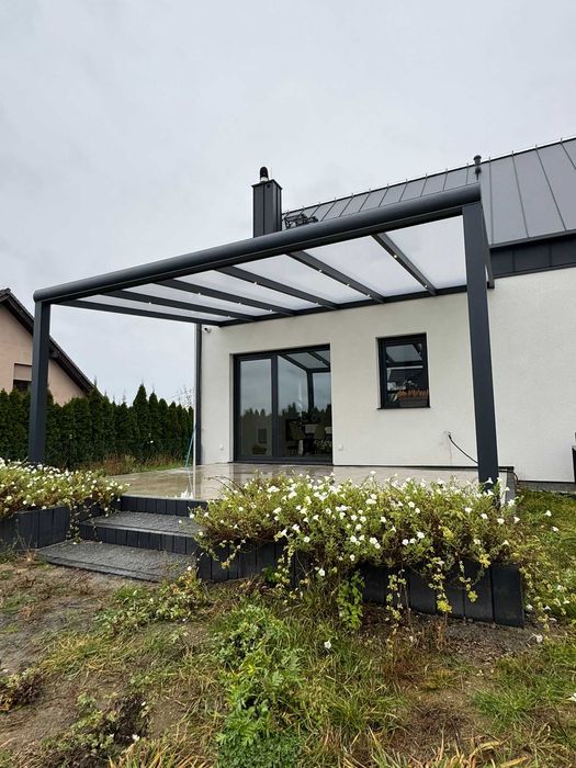 Zadaszenie tarasu, pergola, weranda, system szyb przesuwnych, rolety