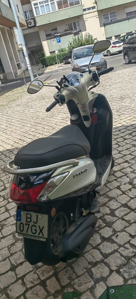 Vendo mota semi nova yamaha D"ELIGHT 2024