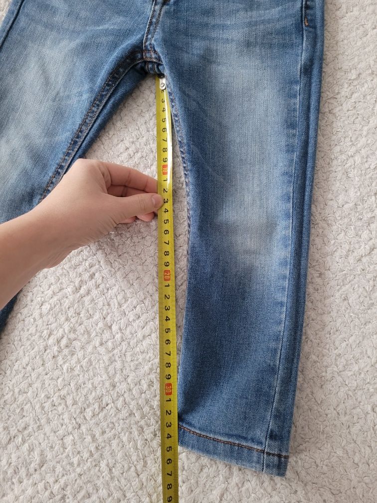 Zara 104 dla chłopca jeansy spodnie super stan