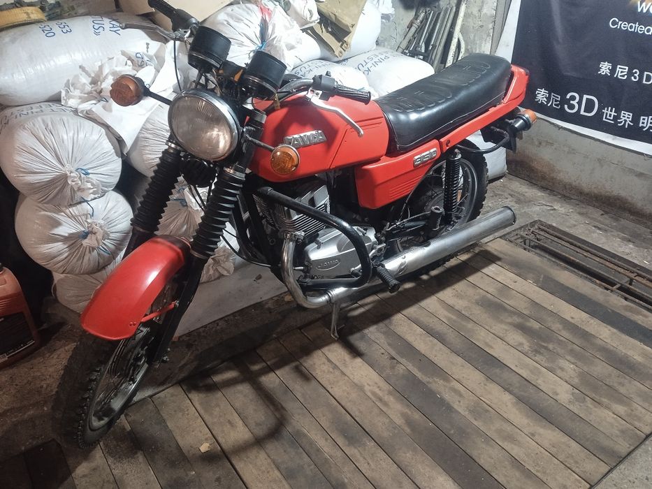 Продам яву 350 з доками.