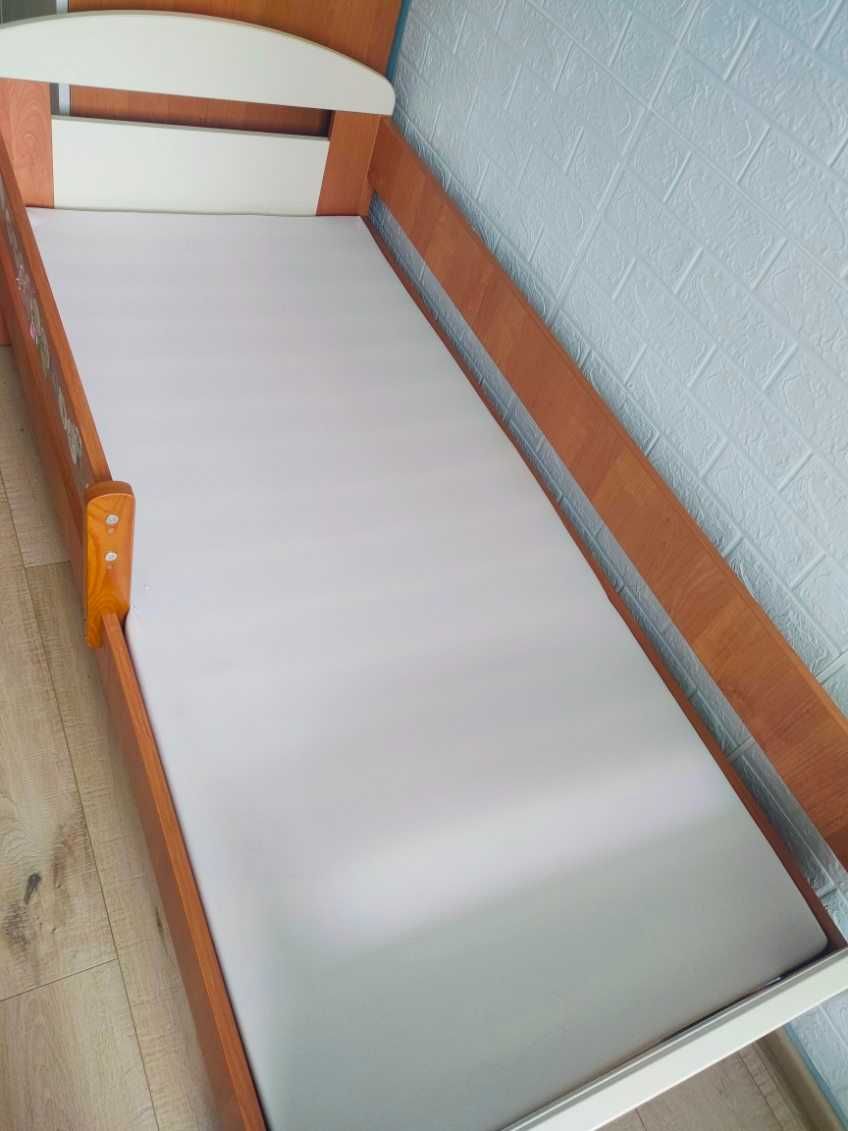 Łóżeczko dziecięce 160 x 70