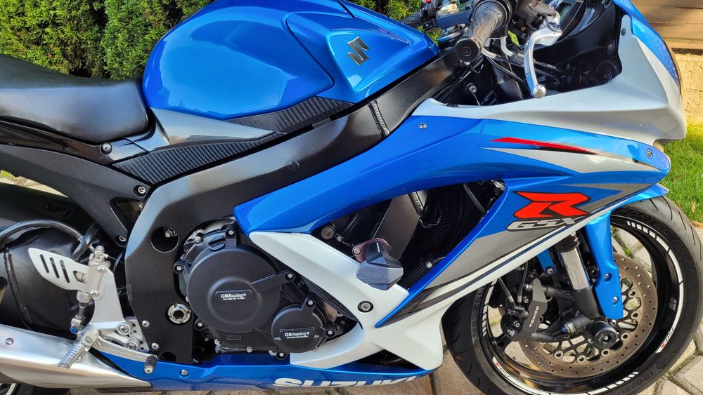Suzuki GSXR 750 z Niemiec SUPER STAN tylko 32tyś.km Extra dodatki