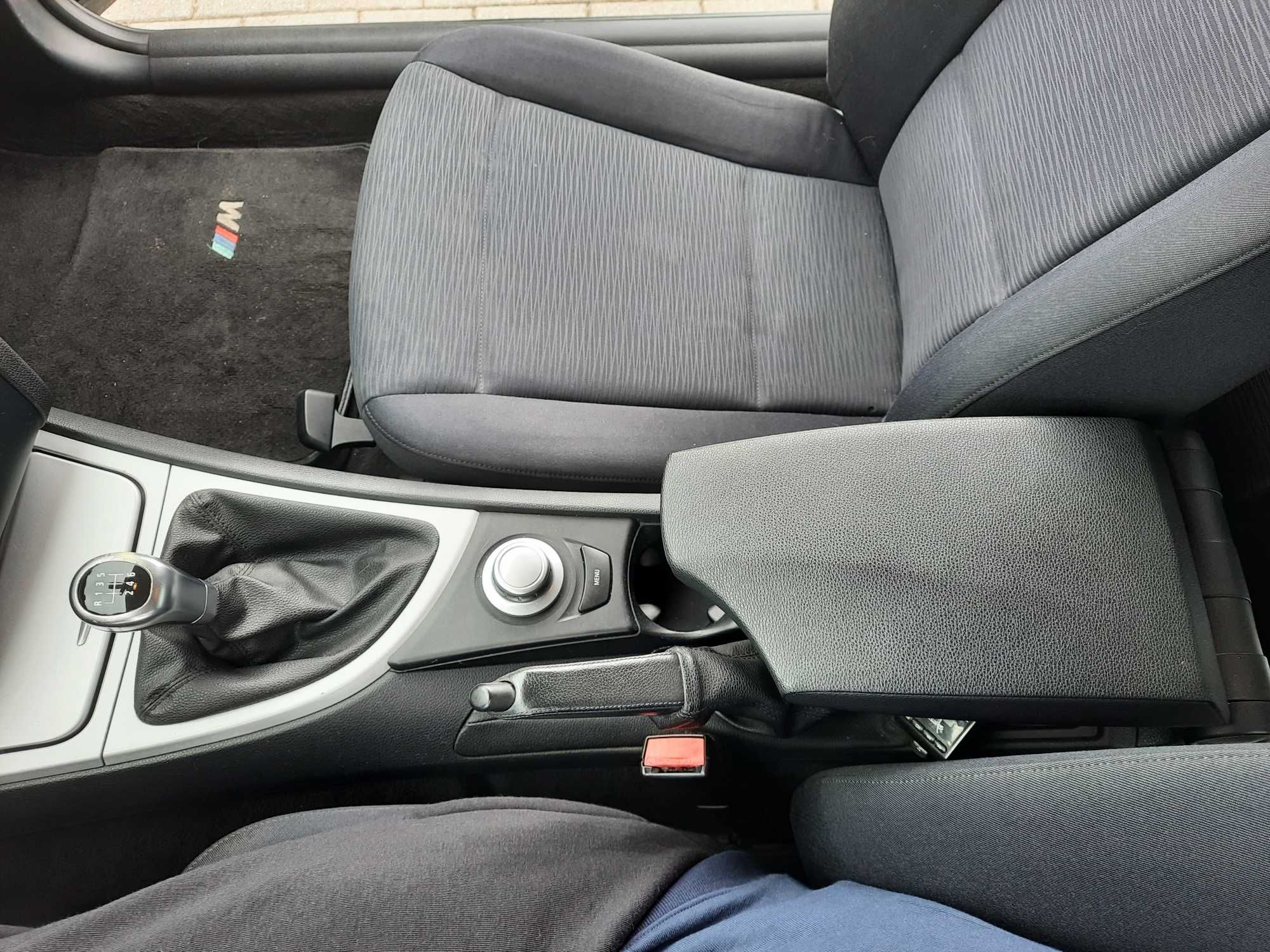 BMW Série 1 120d 177cv – Diesel, Teto Abrir, GPS, Bom Estado