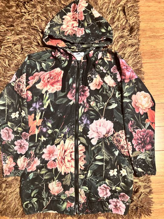 Długa bluza piwonie