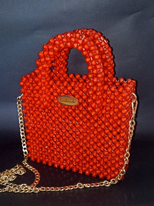 Сумка червона з намистин ручної роботи
