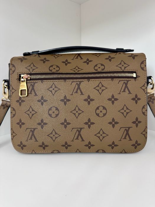 Сумка Louis Vuitton Pochette Metis Reverse