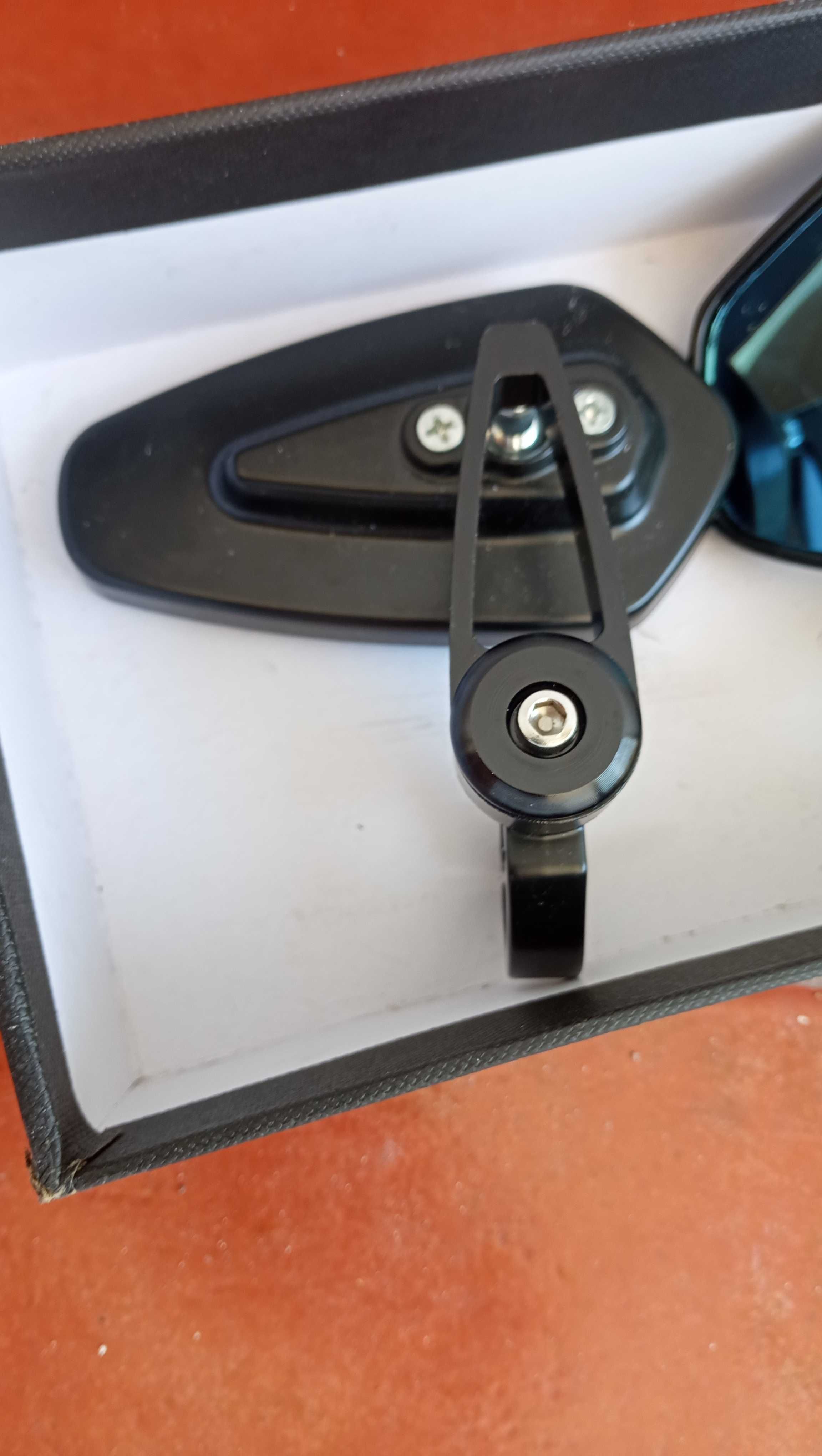 Espelhos retrovisores para moto