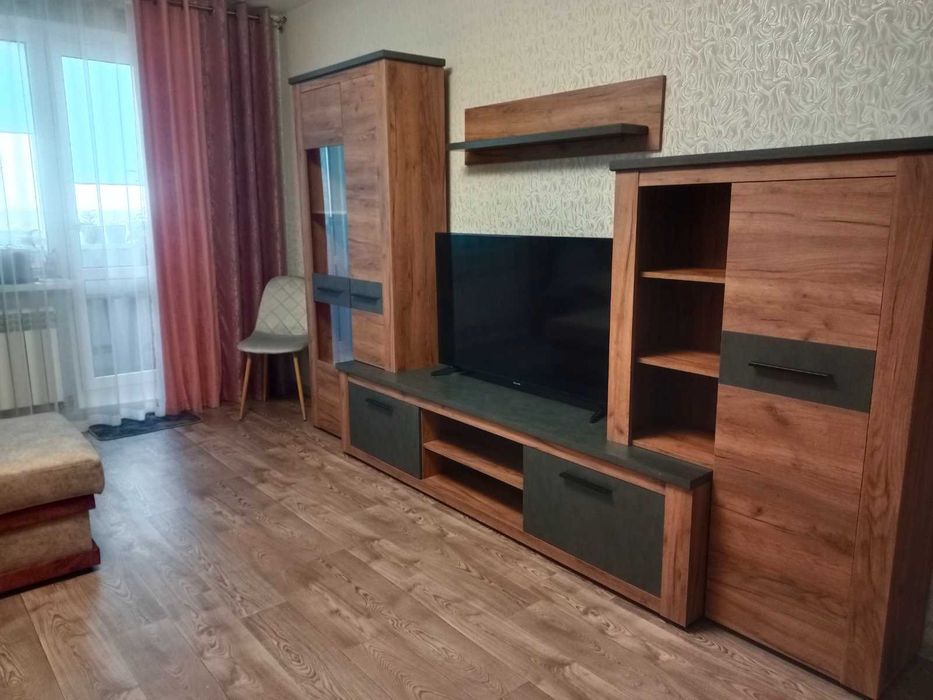 Продам 3 комнатную с ремонтом на левом берегу,alm