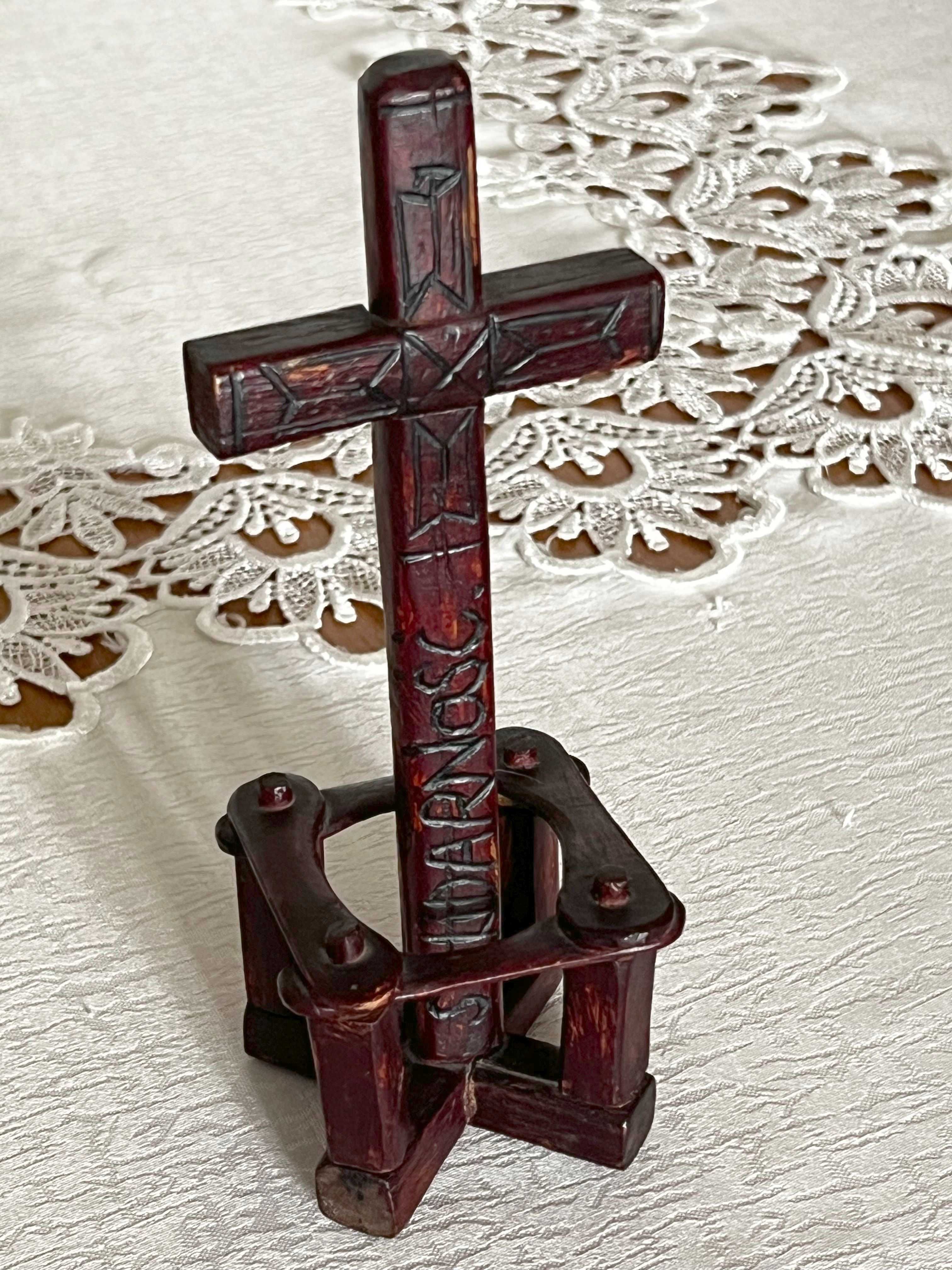 Krzyż z drewna z napisem Solidarmość -proszę o propozycje cenowe !!!