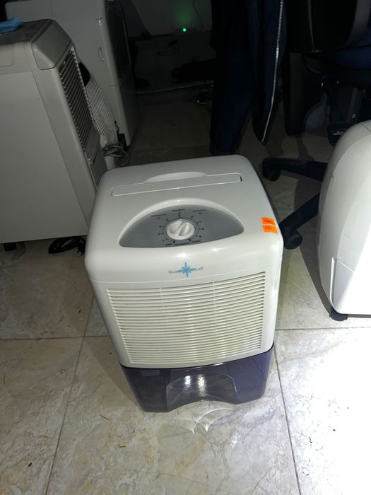 Осушувач повітря,вологопоглинач