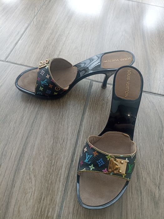 Жіночі босоніжки Louis Vuitton