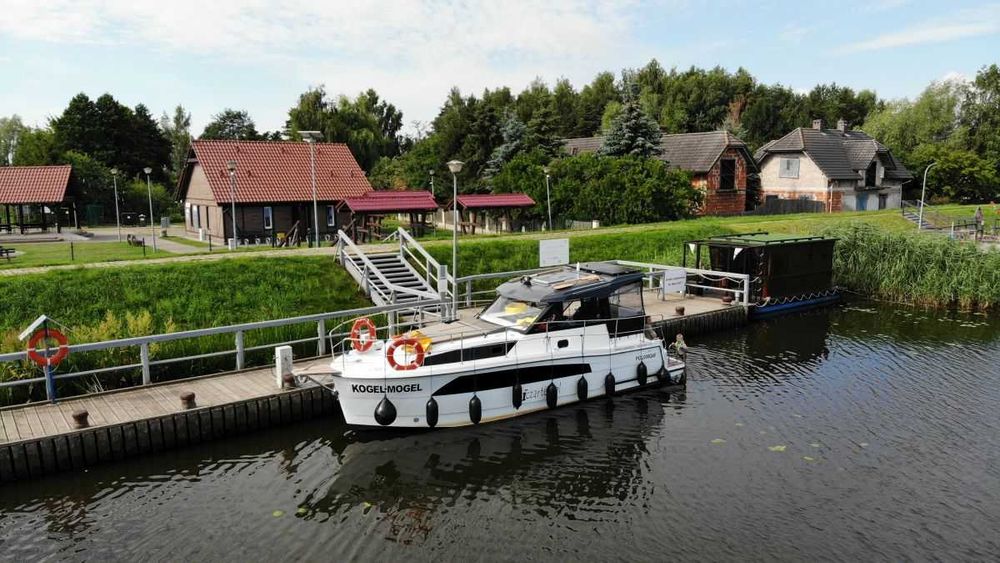 Sprzedam jacht motorowy Nautic 900 / Nautic 990, rok produkcji 2023