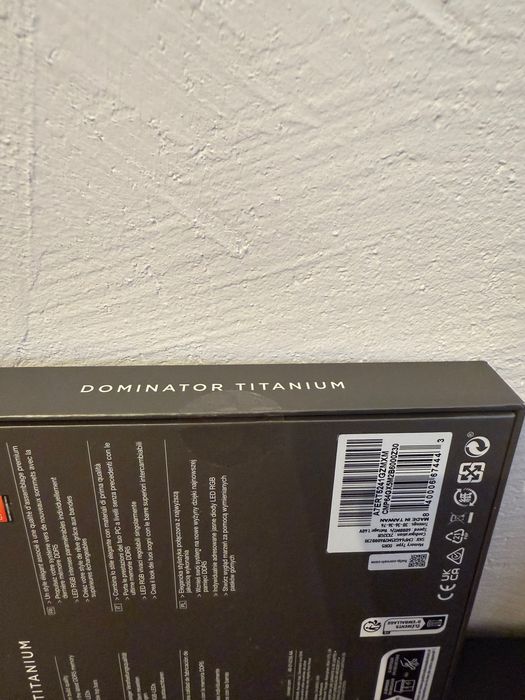 Оперативна памʼять Corsair Dominator Titanium DDR5 2×32 GB