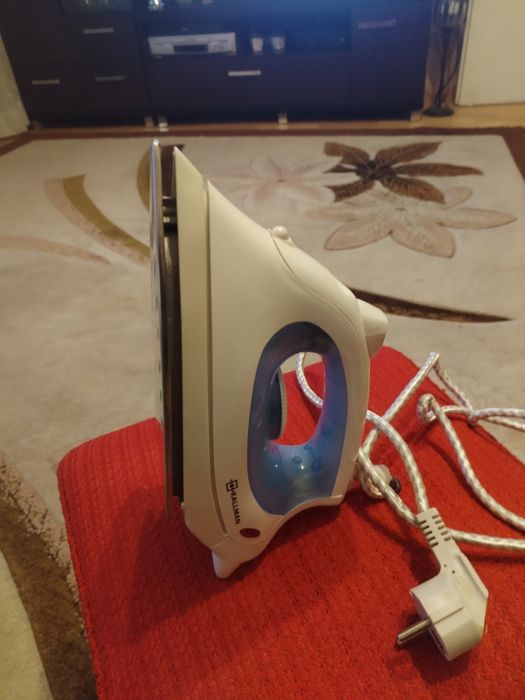 Sprzedam nowe żelazko