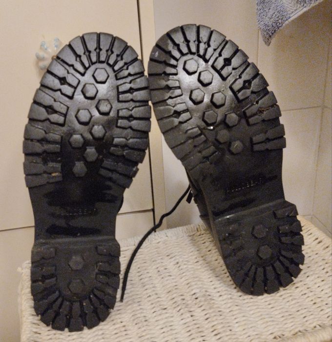 Botas militares pretas da Pull & Bear