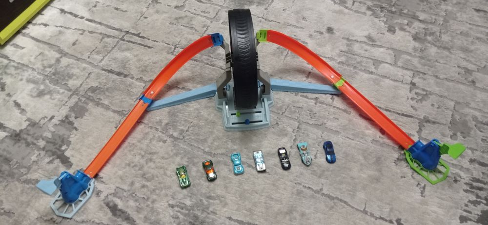 Трек Хотвілс hotweels, скрічер траса