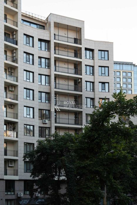 Продажа Квартири Барбюса Анри Печерськ Киев ЖК Кардинал 50м2, 3 поверх