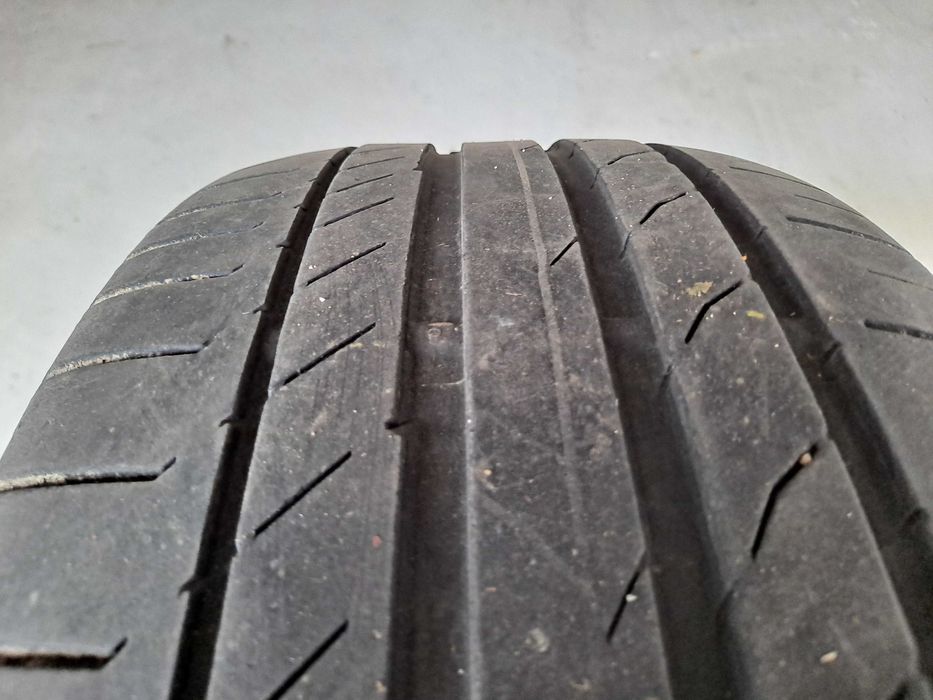 Opona Continental 245/45 R19W Contisport Contact5